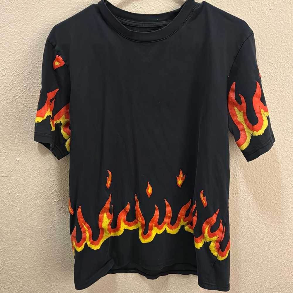 Vintage flame shirt men’s medium